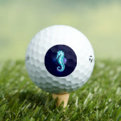 Crystal Ice Seepferd auf blauem Hintergrund Golfball (Insitu T-Shirt)
