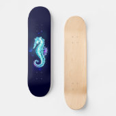 Crystal Ice Seepferd auf blauem Hintergrund Skateboard (Vorderseite)