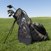 Crystal Skull mit Ruby Red Eyes Golf Handtuch (Gras)