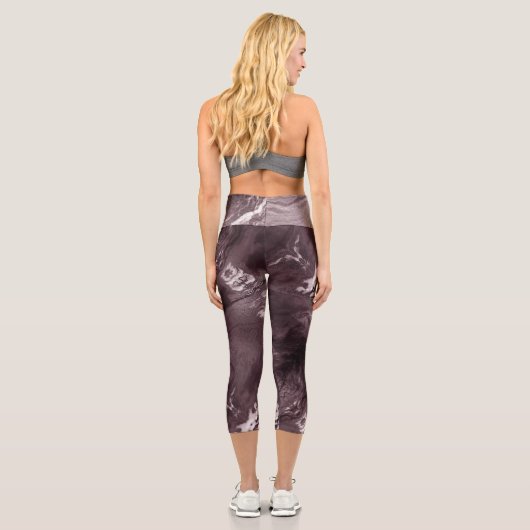 Crystalized Mauve Agate | Dusty Rose Rosa Marmor Capri Leggings (Rückseite)