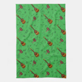 Cuatro and Maracas with Music Notes on LUGHT GREEN Geschirrtuch (Vertikal)