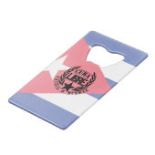 Cuba Libre Motto Laurels Kreditkarten Flaschenöffner (Vorderseite Schrägansicht)