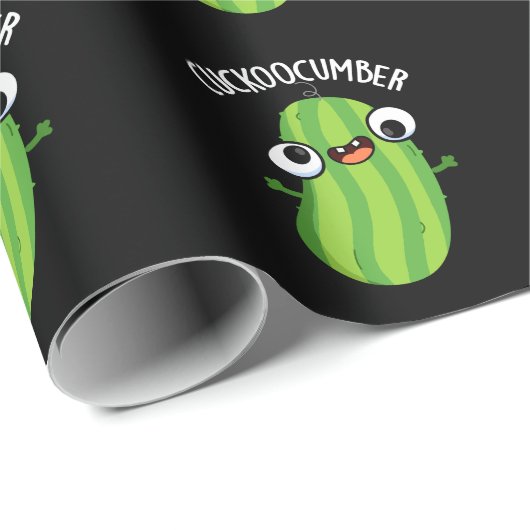 Cuckoocumber Funny Veggie Cucumber Pun Dark BG Geschenkpapier (Rolleneckpunkt)