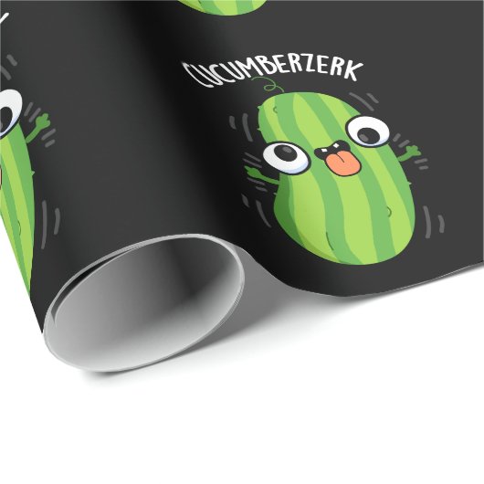 Cucumberzerk Funny Berzerk Cucumber Pun Dark BG Geschenkpapier (Rolleneckpunkt)