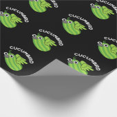 Cucumbird Funny Veggie Cucumber Pun Dark BG Geschenkpapier (Ecke)