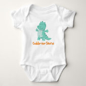 Cuddle-Me-Saurus: Huggable Dino Delight Baby Strampler (Vorderseite)