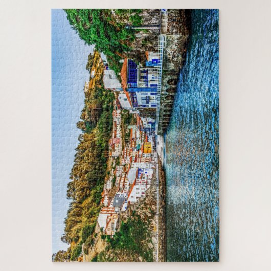 Cudillero, Fischerdorf in Asturien. Spanien. Puzzle (Vertikal)