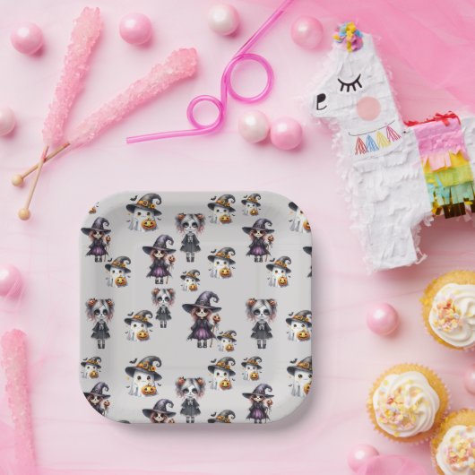 Cue Halloween Pappteller (Party)