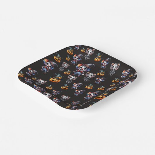 Cue Halloween Pappteller (Gewinkelt)