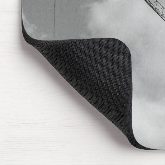 Cumulonimbus-Kran - Schwarzweiss Mousepad (Ecke)
