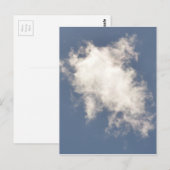 Cumulus Cloud schwebt in einem hellen blauen Himme Postkarte (Vorne/Hinten)