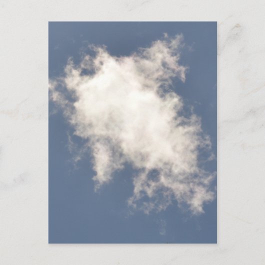Cumulus Cloud schwebt in einem hellen blauen Himme Postkarte (Vorderseite)