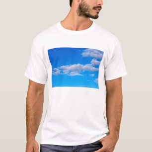 Cumulus Wolken über dem Western Antarktis T-Shirt