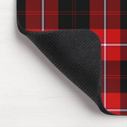 Cunningham Tartan Red Black Kariert Mousepad (Ecke)