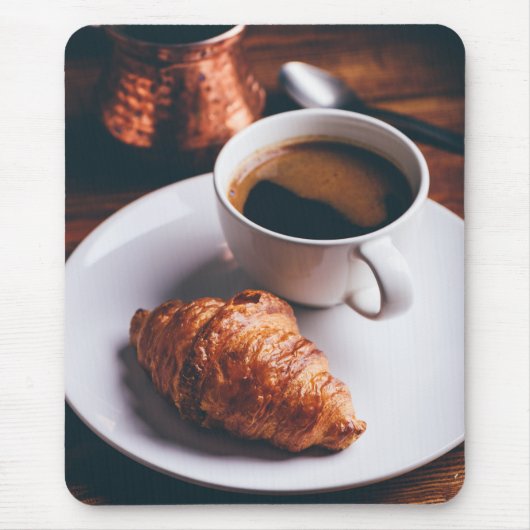Cup Black Coffee and Fresh Croissant Mousepad (Vorne)