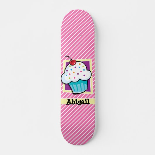 Cupcake auf rosa und weiße Streifen Skateboard (Vorne)