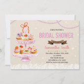 Cupcake auf Stand Brautdusche Einladung (Vorderseite)