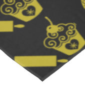 Cupcake Baking Folk Tischdecke (Schrägansicht)