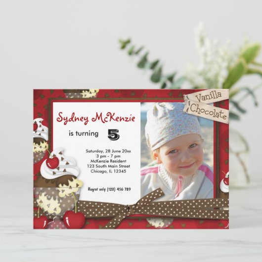 Cupcake Birthday Einladung (Stehend Vorderseite)