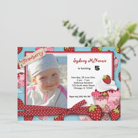 Cupcake Birthday Einladung (Stehend Vorderseite)