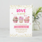 Cupcake Liebe ist Sweet Bridal Dusche Einladung (Stehend Vorderseite)