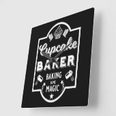 Cupcake Master Baker Quadratische Wanduhr (Winkel)