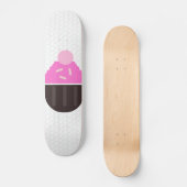 Cupcake mit Zuckerguss Name Sprinkles Skateboard (Vorderseite)