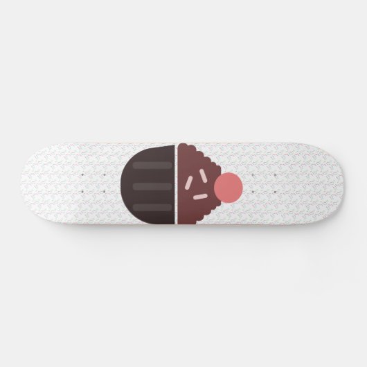 Cupcake mit Zuckerguss Name Sprinkles Skateboard (Horizontal)
