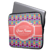Cupcake Muster Coral Personalisiert Name Laptopschutzhülle (Vorderseite Links)