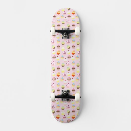 Cupcake Party Skateboard (Vorderseite)