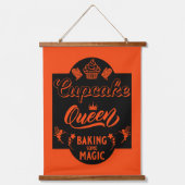 Cupcake Queen Wandteppich Mit Holzrahmen (Vorderseite)