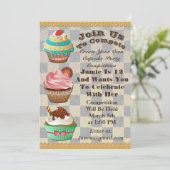 Cupcake Wars Bake Off Birthday Checkered Invasion Einladung (Stehend Vorderseite)