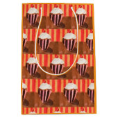 Cupcake with Vanilla Frosting Mittlere Geschenktüte (Vorderseite)