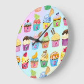 Cupcakes Fügen Sie Ihren Namen Monogram Delicious Große Wanduhr (Winkel)