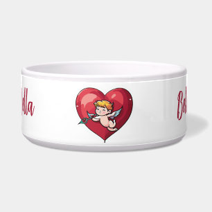 Cupid am roten Herz Napf