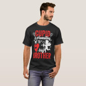 Cupid Is Promoting Me To Big Brother  Valentines D T-Shirt (Vorne ganz)