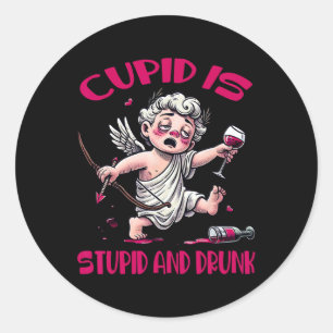 Cupid ist dumm und betrunken Anti-Valentinstag Spa Runder Aufkleber