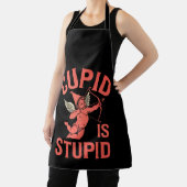 Cupid ist ein stupider Funny Valentine's Day Schürze (InSitu)
