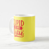 Cupid ist My Bestie Kaffeetasse (Vorderseite Links)
