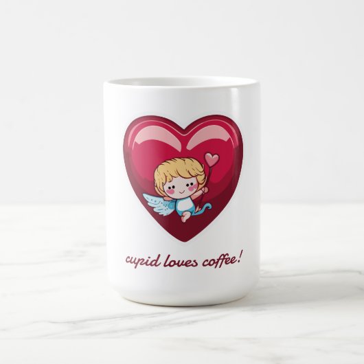 Cupid mit rotem Herz und rosa Pfeil Kaffeetasse (Mittel)