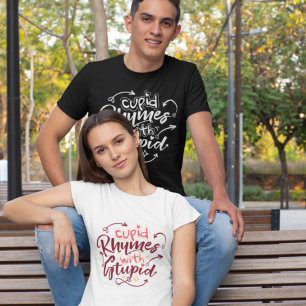 Cupid reimt sich auf Blöd Anti Valentinstag Lustig T-Shirt