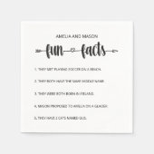 Cupid's Arrow Script Minimal Fun Facts Wedding Serviette (Vorderseite)