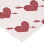 Cupid's Arrows in Hearts Tablecloth Tischdecke (Schrägansicht)