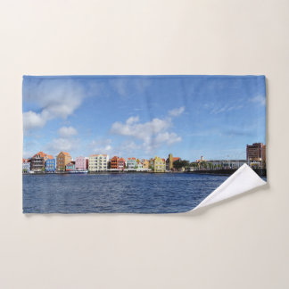 Curaçao Skyline mit/aus Text (benutzerdefinierbar) Handtuch