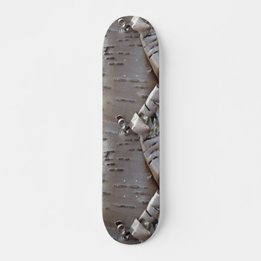 Curly Birch Bark Tree Rustic Skateboard (Vorne)