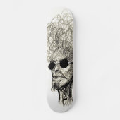 Curly Hair Man mit schwarzer Sonnenbrille Skateboard (Vorderseite)