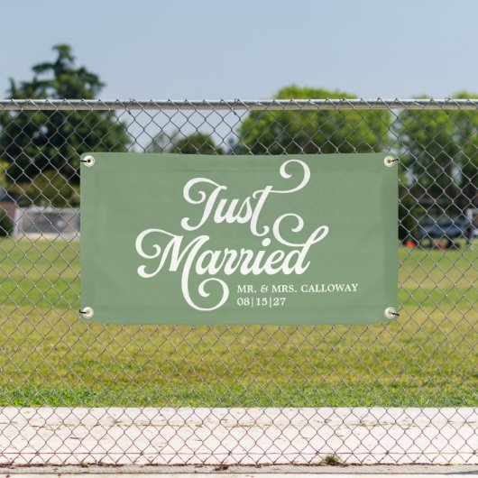 Curly Just Married Car Banner (Insitu)