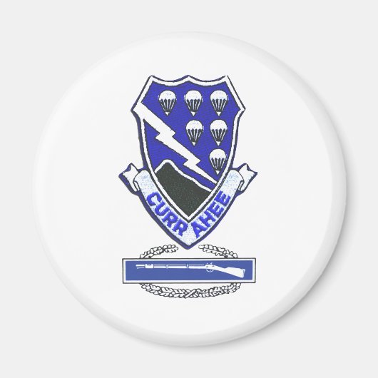 Currahee Patch & CIB Magnet (Vorne)