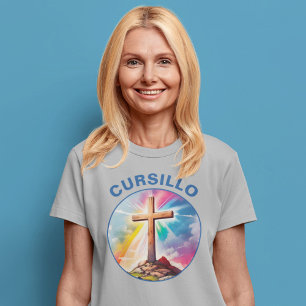 Cursillo-Holzkreuz mit Regenbogen und Wolken T-Shirt