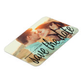 Cursive Chic Save the Date Wedding Foto Magnet (Linke Seite)